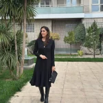 Siyah altı valonlu  elbise