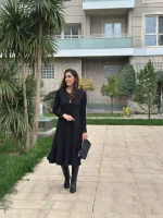 Siyah altı valonlu  elbise