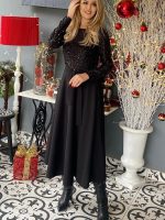 Pul Detaylı Siyah Elbise