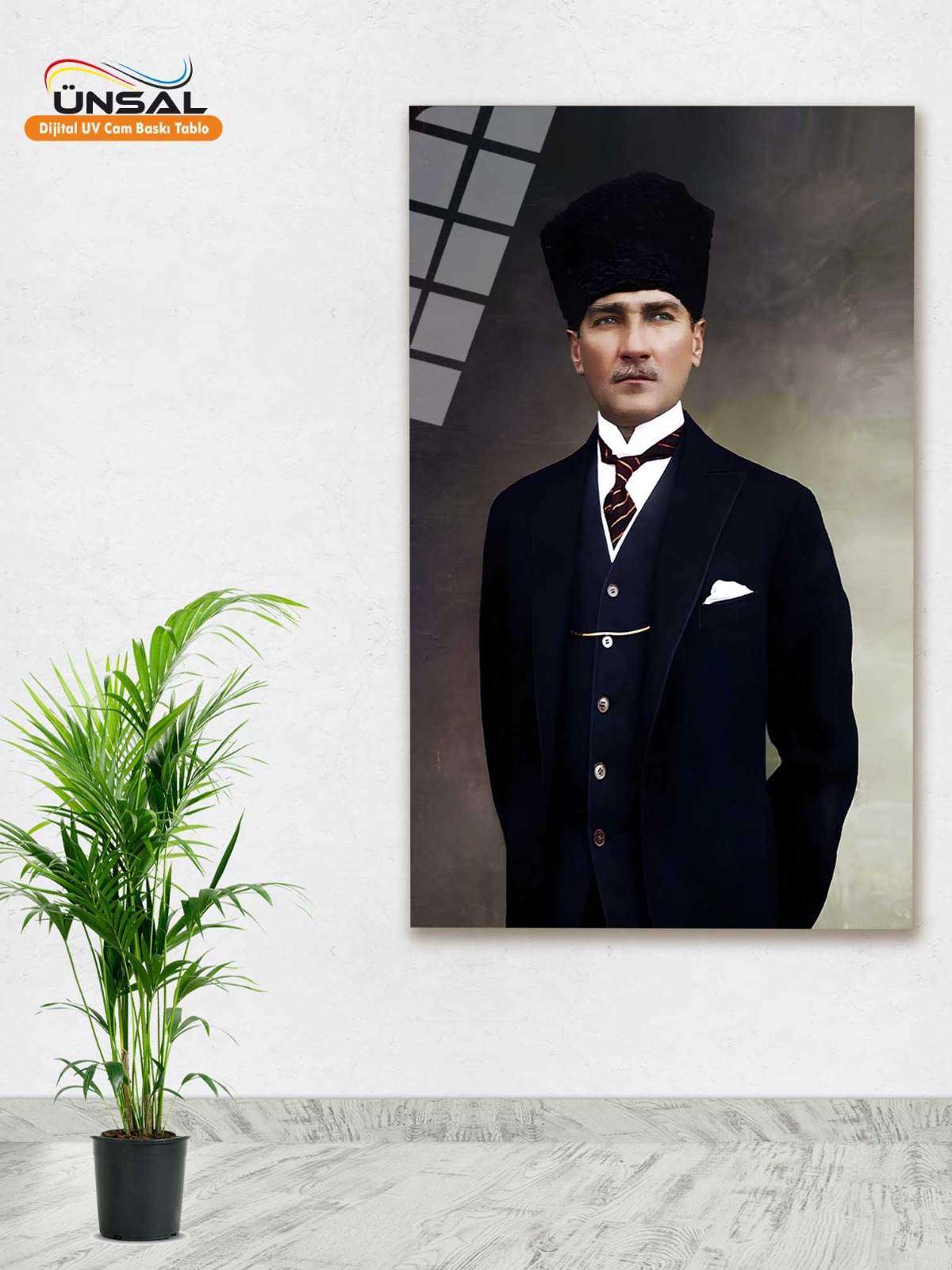 Atatürk Köşesi ve Atatürk Cam Tabloları - Dikey 2